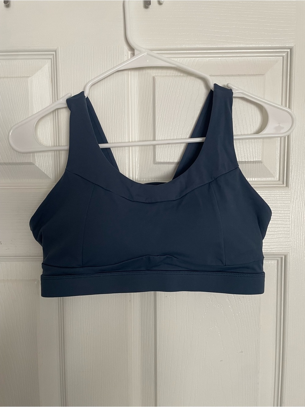 Running Girl Women’s size Medium Dark Blue Sports Bra